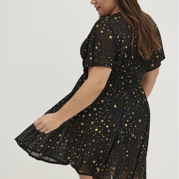 Torrid Black Gold Star Swim Cover-Up Dress | Surplice Dolman Sleeve Sz 3 NWOT - Picture 2 of 4